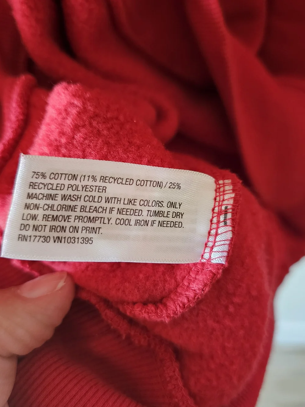 wild fable Red V-Neck Sweatshirt with White Number 28 - Picture 5 of 6